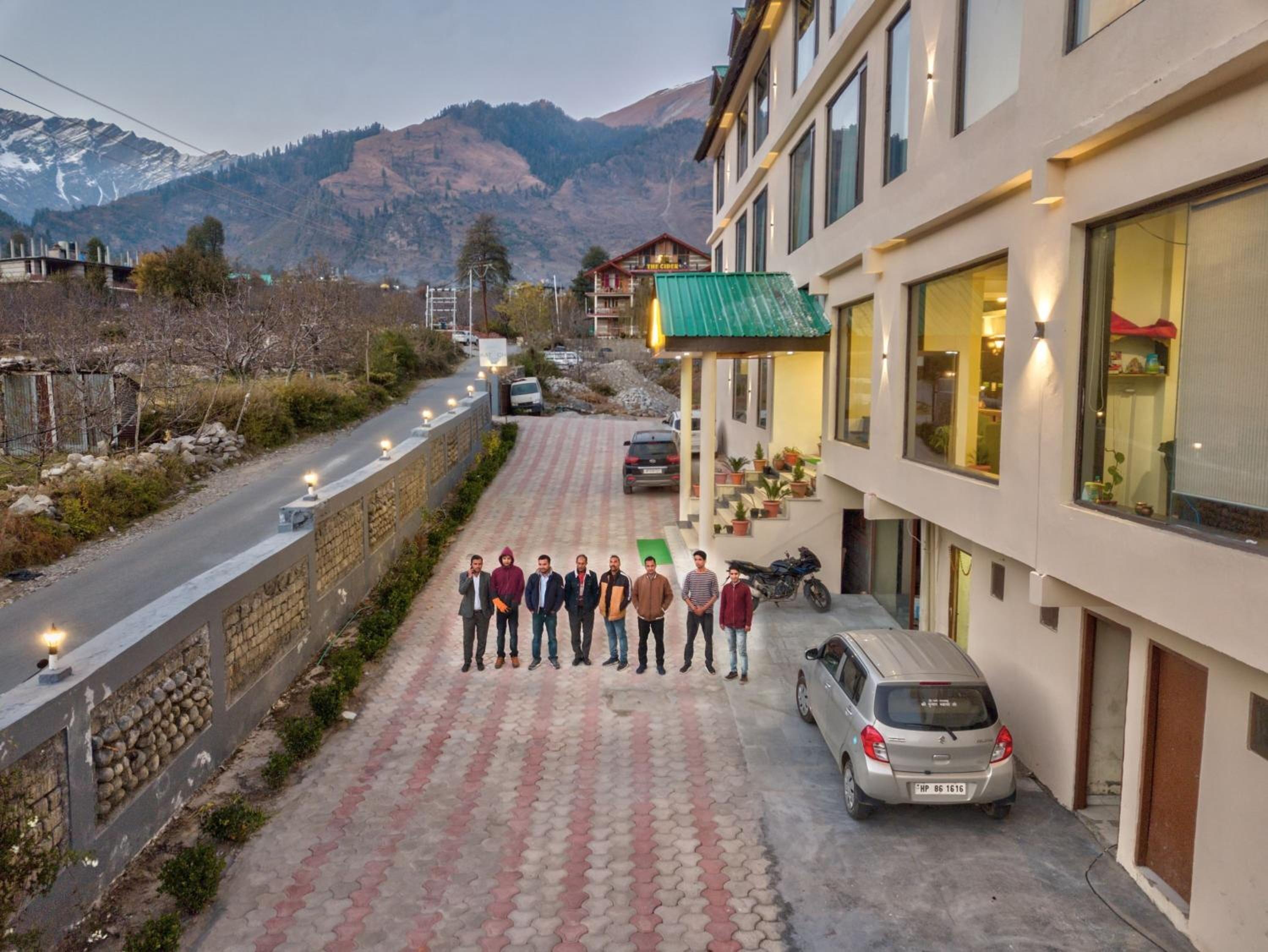 Katoch Grand By Ostan Hotel - Manali (Himachal Pradesh), Manali
